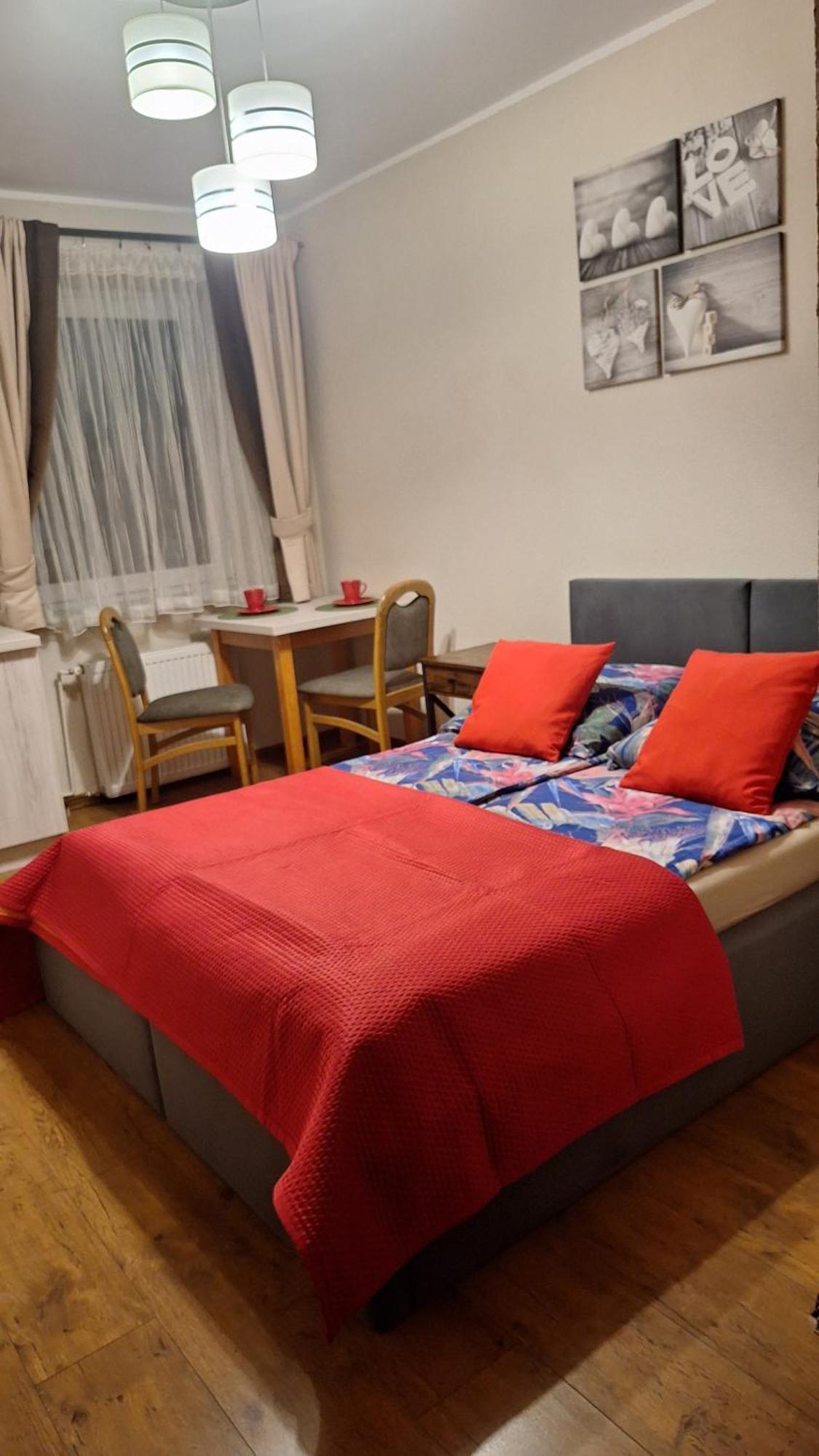 Habitación en casa particular Kamieniczka Elm - Centrum, 100m Od Morza *